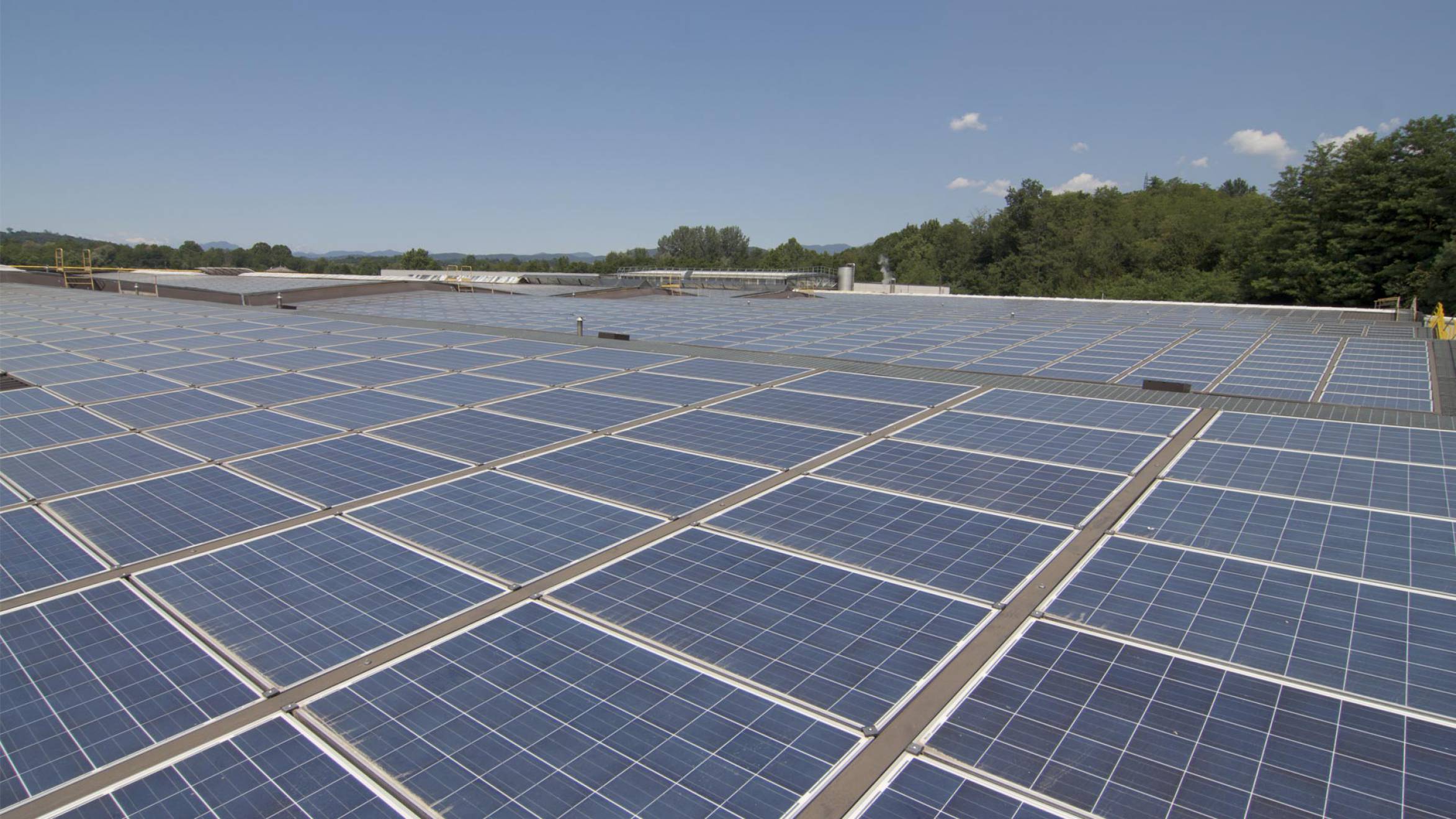 Pannelli fotovoltaici servizio fotografico Zetacarton